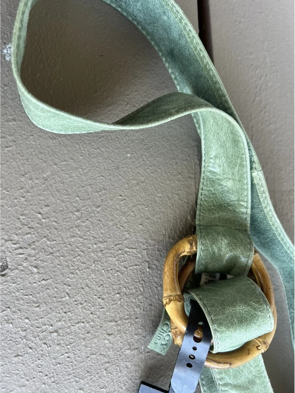 Ellen Tracy Green Italian Leather Bamboo Belt S/M 37”X1.5”